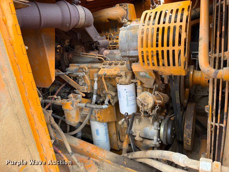 image for item FC3258 1991 Caterpillar 615C elevating scraper