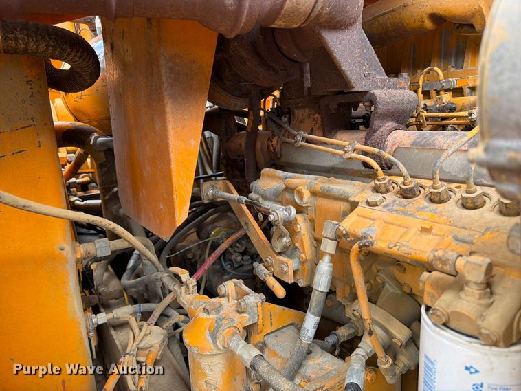 image for item FC3258 1991 Caterpillar 615C elevating scraper