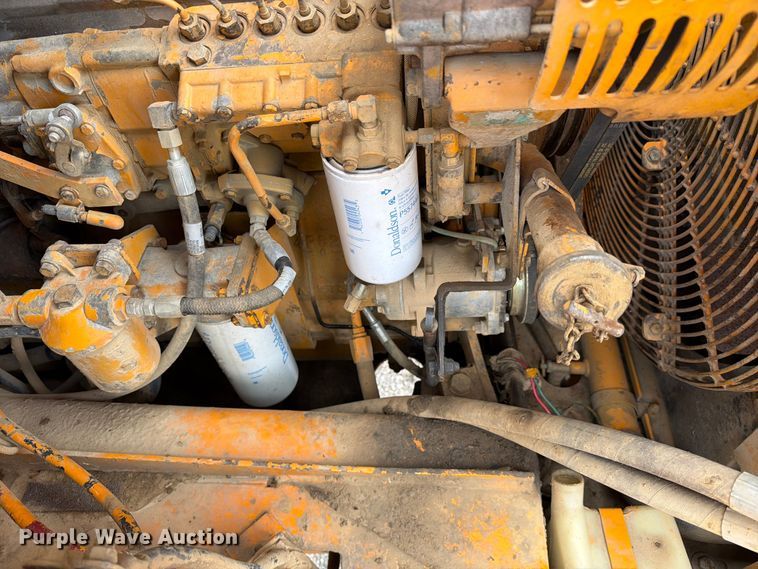 image for item FC3258 1991 Caterpillar 615C elevating scraper