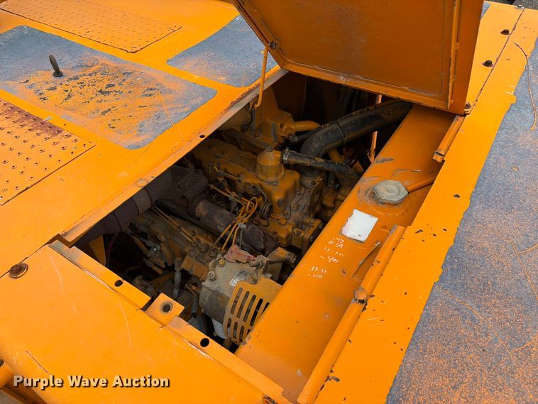 image for item FC3258 1991 Caterpillar 615C elevating scraper