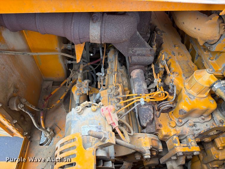image for item FC3258 1991 Caterpillar 615C elevating scraper