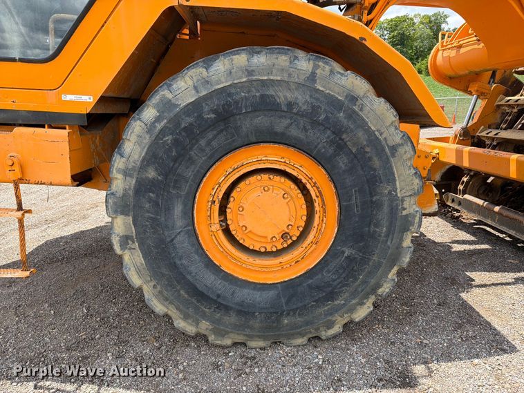 image for item FC3258 1991 Caterpillar 615C elevating scraper