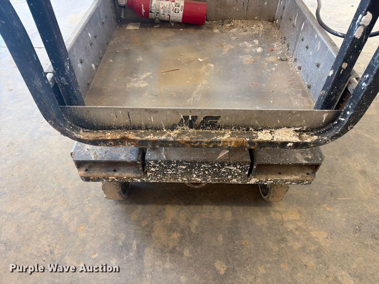 image for item FC3279 2010 JLG 20MVL vertical lift