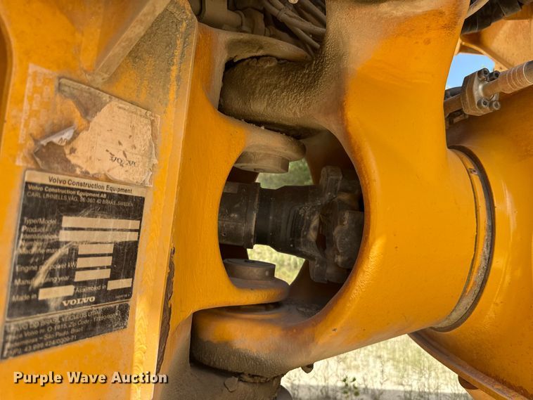 image for item FC4024 2016 Volvo A25G articulated haul truck
