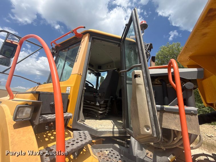 image for item FC4024 2016 Volvo A25G articulated haul truck
