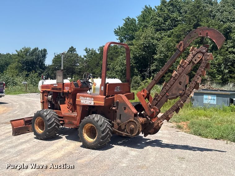 image for item FC4027 Ditch Witch 5010DD trencher