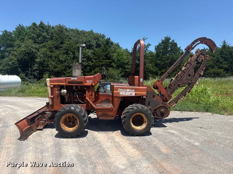 image for item FC4027 Ditch Witch 5010DD trencher