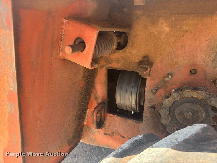 image for item FC4027 Ditch Witch 5010DD trencher