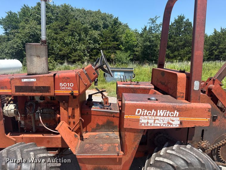 image for item FC4027 Ditch Witch 5010DD trencher