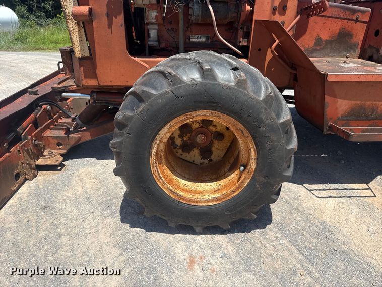 image for item FC4027 Ditch Witch 5010DD trencher