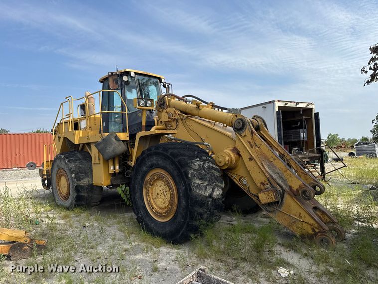image for item FC4037 2002 Caterpillar 988G wheel loader