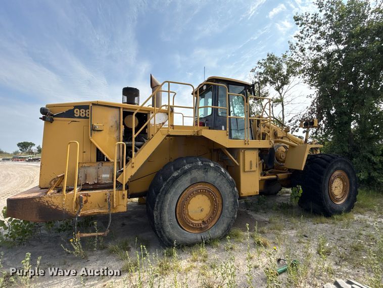 image for item FC4037 2002 Caterpillar 988G wheel loader