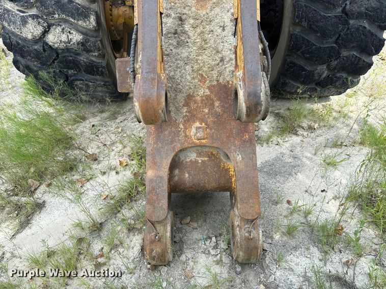 image for item FC4037 2002 Caterpillar 988G wheel loader