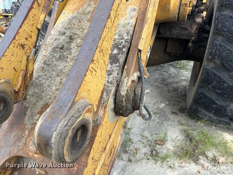 image for item FC4037 2002 Caterpillar 988G wheel loader