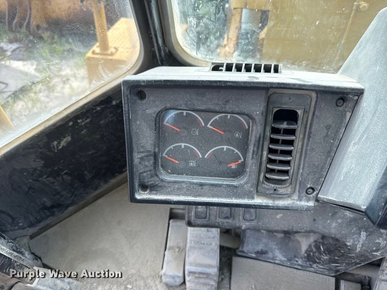 image for item FC4037 2002 Caterpillar 988G wheel loader