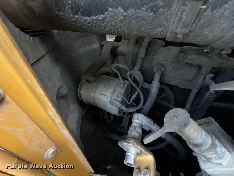 image for item FC4037 2002 Caterpillar 988G wheel loader