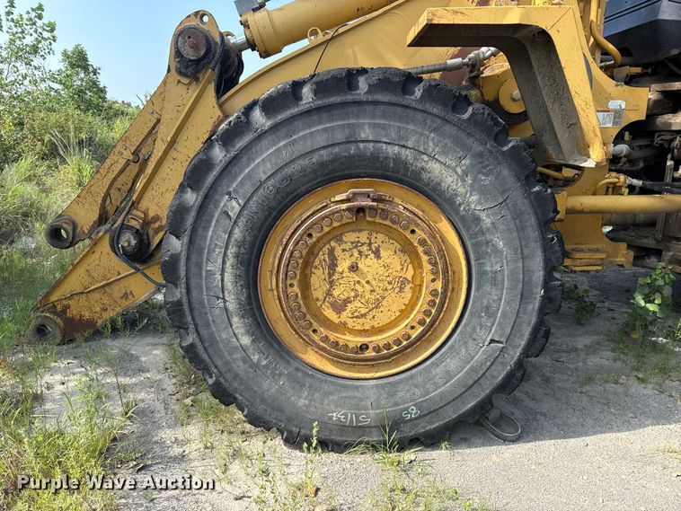 image for item FC4037 2002 Caterpillar 988G wheel loader