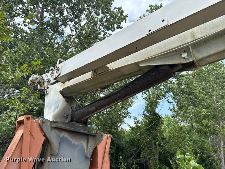 image for item FC4040 1979 Ford LT9000 crane truck
