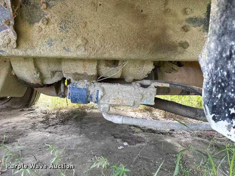 image for item FC4040 1979 Ford LT9000 crane truck