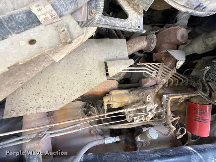 image for item FC4040 1979 Ford LT9000 crane truck