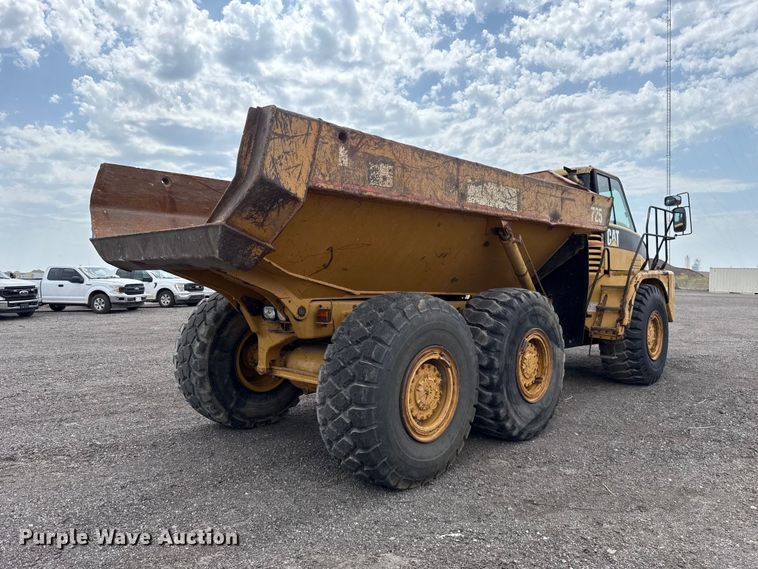 image for item FC4079 2005 Caterpillar 725 articulated haul truck