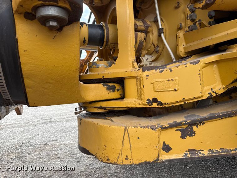 image for item FC4079 2005 Caterpillar 725 articulated haul truck