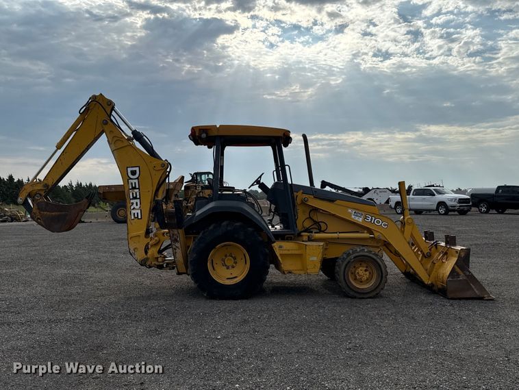 image for item FC4080 John Deere 310G backhoe