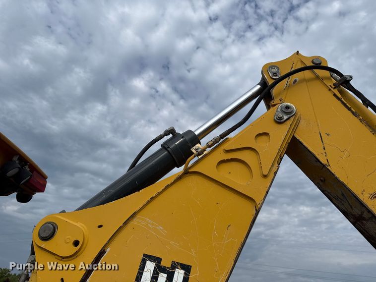 image for item FC4080 John Deere 310G backhoe