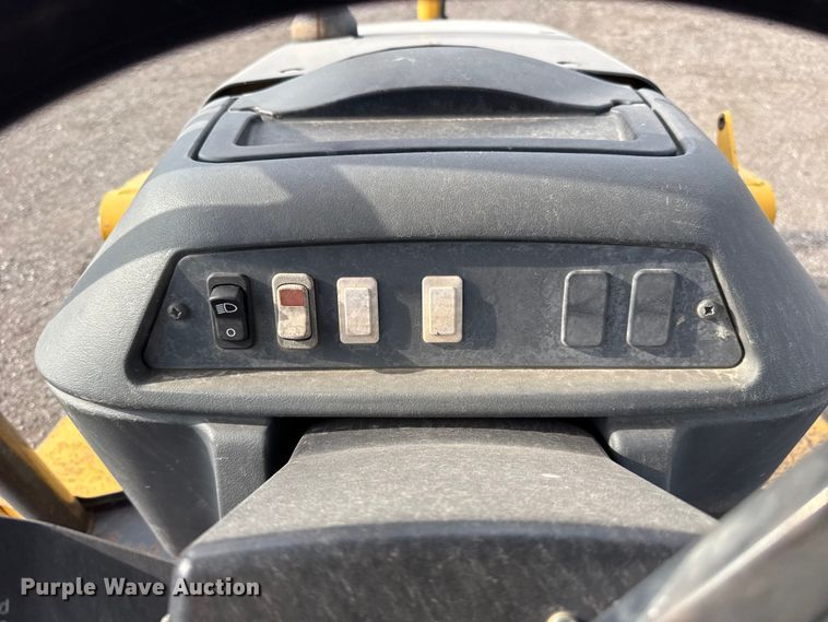 image for item FC4080 John Deere 310G backhoe