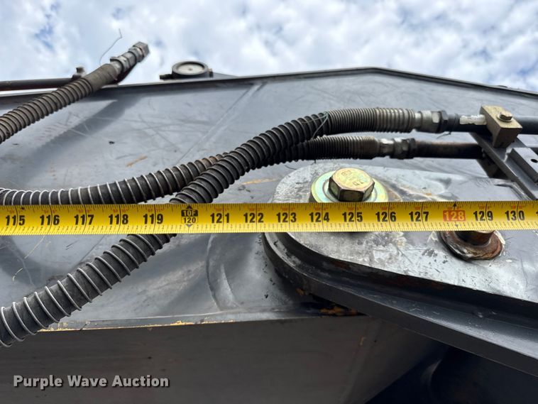 image for item FC4082 2013 John Deere 350G LC excavator