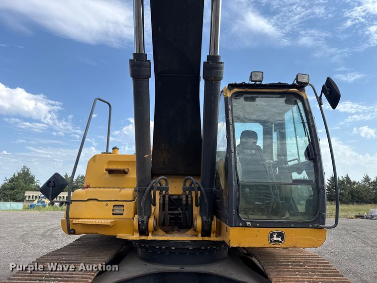 image for item FC4082 2013 John Deere 350G LC excavator