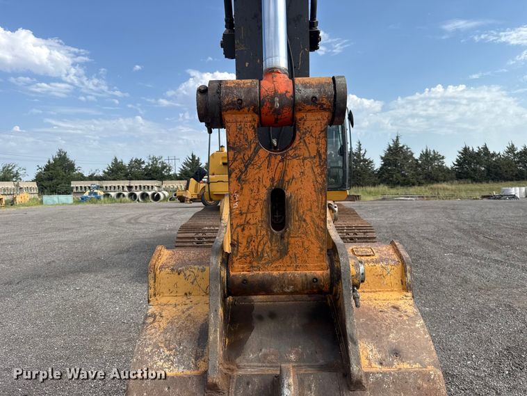 image for item FC4082 2013 John Deere 350G LC excavator