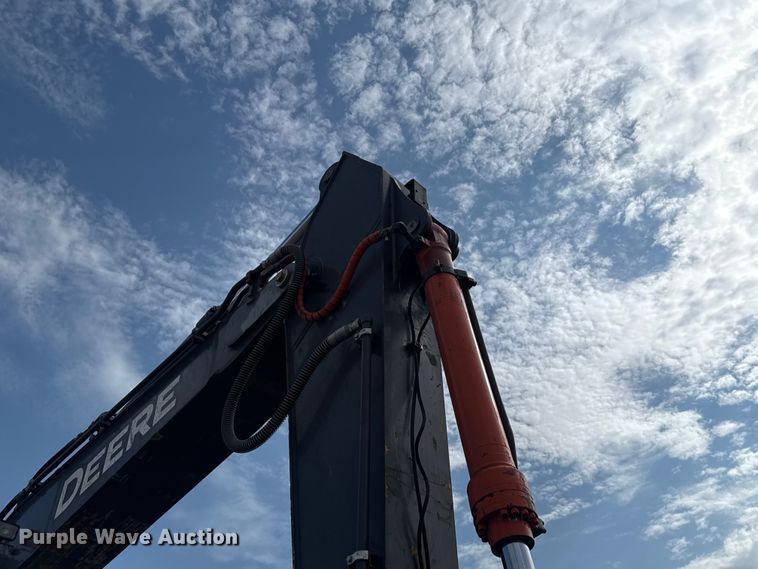 image for item FC4082 2013 John Deere 350G LC excavator