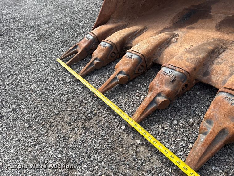 image for item FC4082 2013 John Deere 350G LC excavator