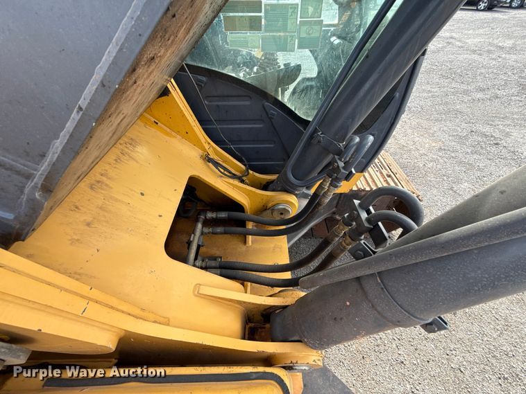 image for item FC4082 2013 John Deere 350G LC excavator