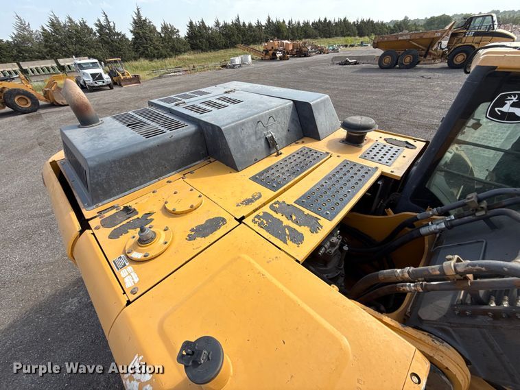image for item FC4082 2013 John Deere 350G LC excavator