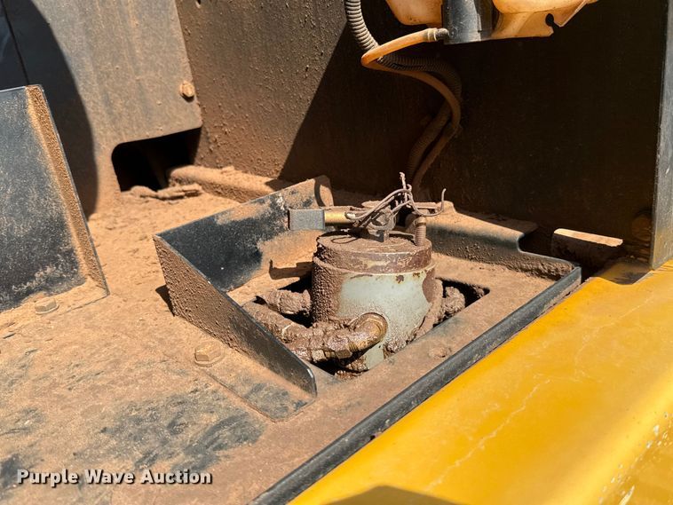 image for item FC4082 2013 John Deere 350G LC excavator
