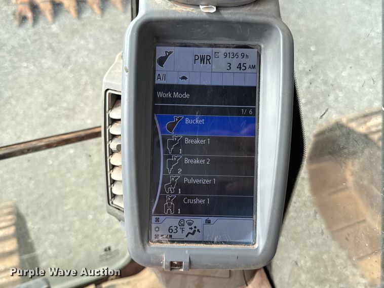 image for item FC4082 2013 John Deere 350G LC excavator