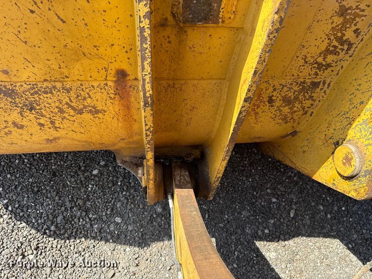 image for item FC4083 2013 Caterpillar 972K wheel loader