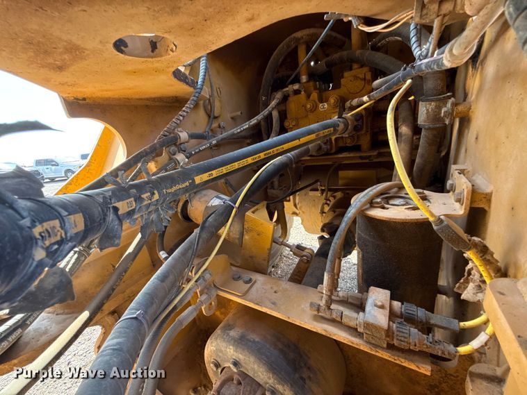 image for item FC4083 2013 Caterpillar 972K wheel loader