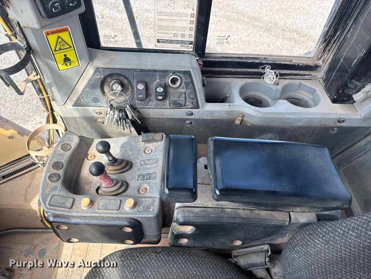image for item FC4083 2013 Caterpillar 972K wheel loader