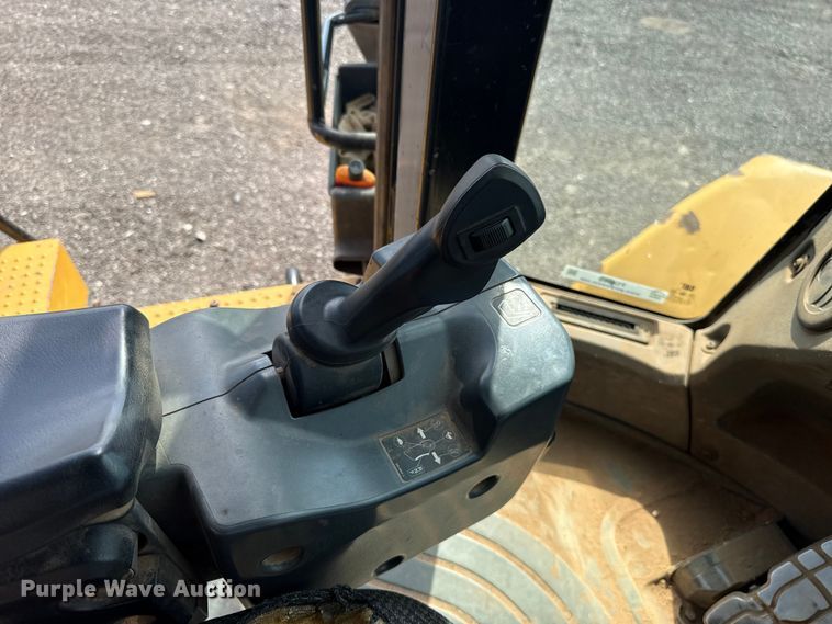 image for item FC4083 2013 Caterpillar 972K wheel loader