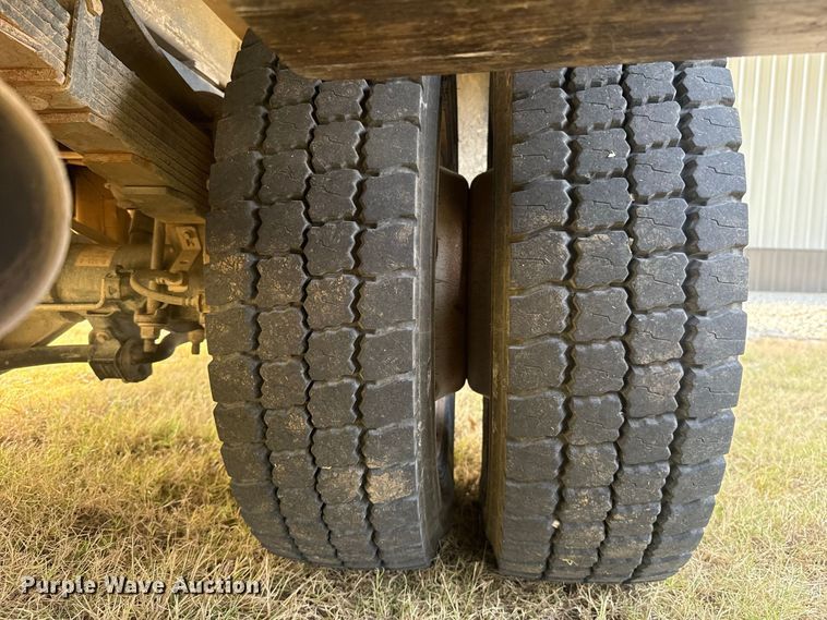 image for item FC4116 2022 Ford F550 Super Duty bucket truck