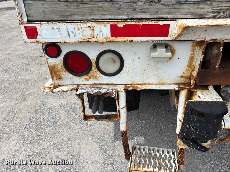 image for item FG0248 2002 Freightliner FL80 digger derrick truck