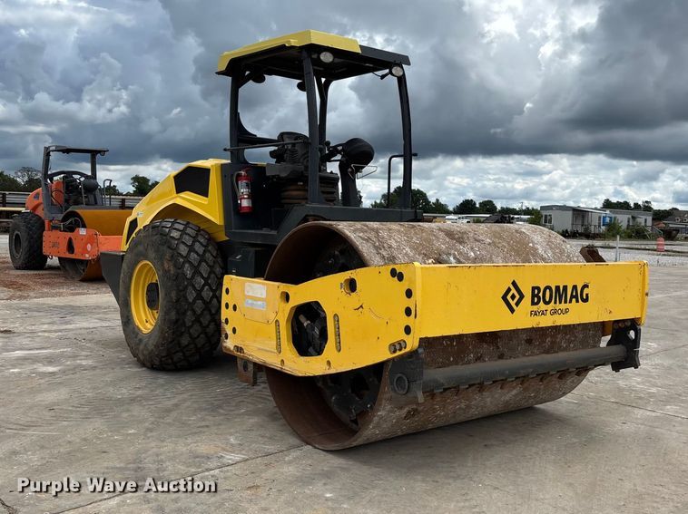 image for item FG0417 2017 Bomag BW 213 DH-5 single drum vibratory roller