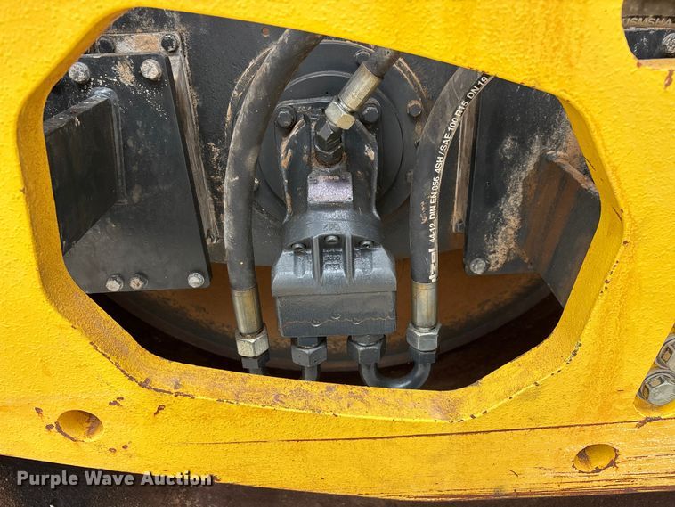 image for item FG0417 2017 Bomag BW 213 DH-5 single drum vibratory roller