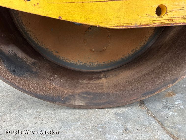 image for item FG0417 2017 Bomag BW 213 DH-5 single drum vibratory roller