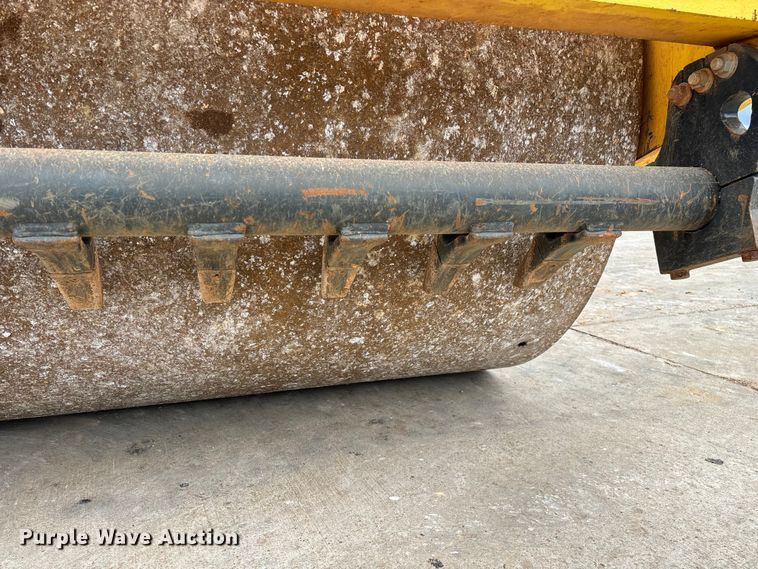 image for item FG0417 2017 Bomag BW 213 DH-5 single drum vibratory roller