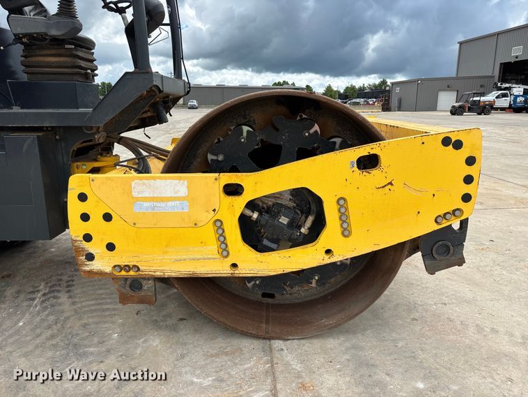 image for item FG0417 2017 Bomag BW 213 DH-5 single drum vibratory roller