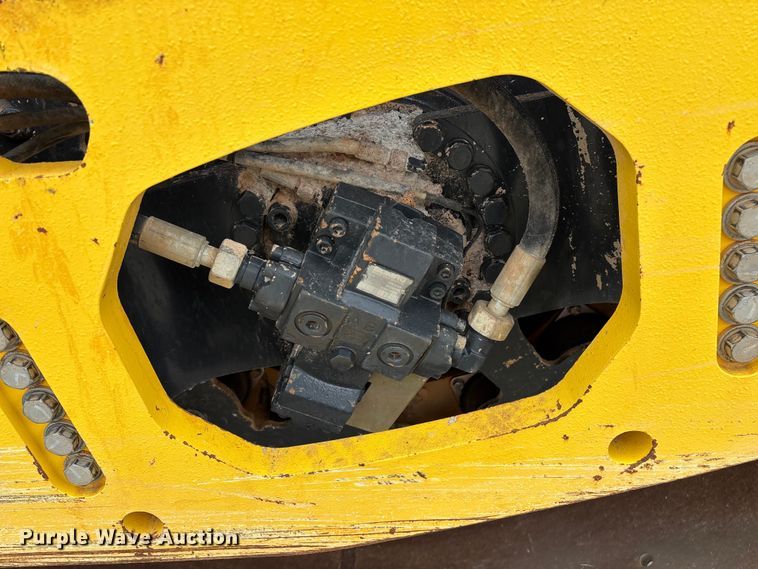 image for item FG0417 2017 Bomag BW 213 DH-5 single drum vibratory roller